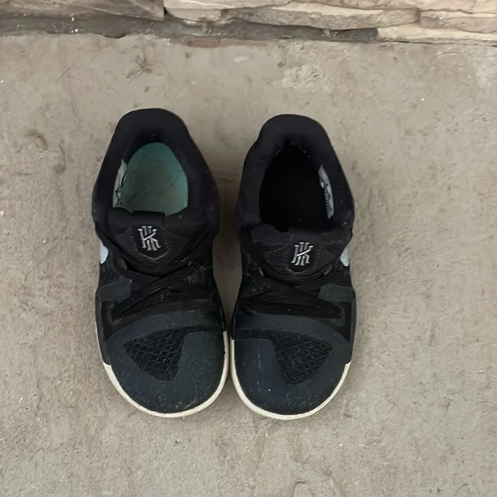 5 for $25🎈 Toddler Nike Kyrie